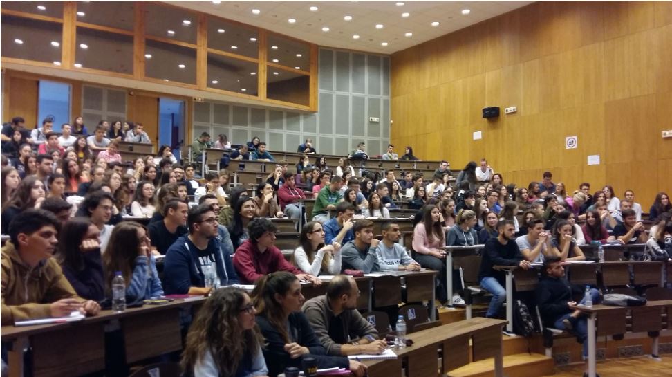 Ποιοι φοιτητές θα λάβουν 1.000 ευρώ από το κράτος