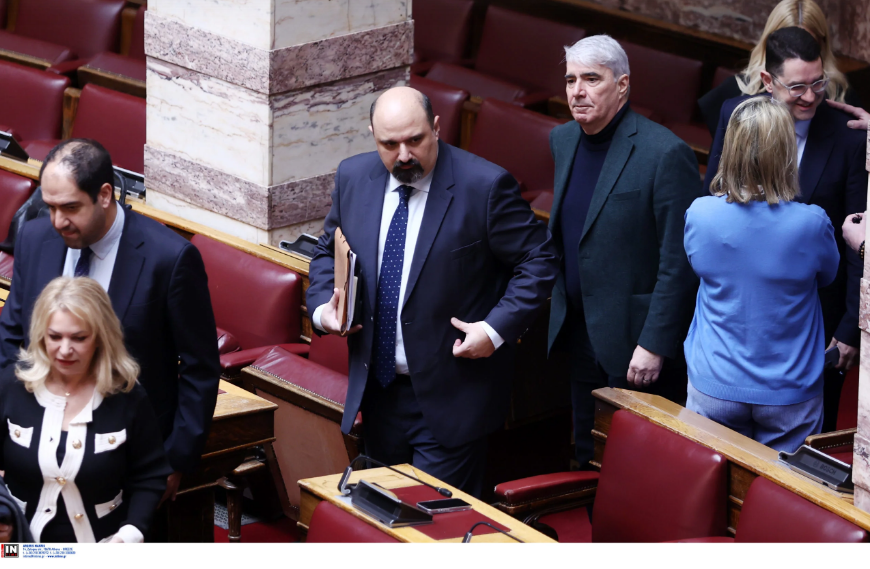 Υπερψηφίστηκε η πρόταση για τη σύσταση Προανακριτικής για τον Χρήστο Τριαντόπουλο