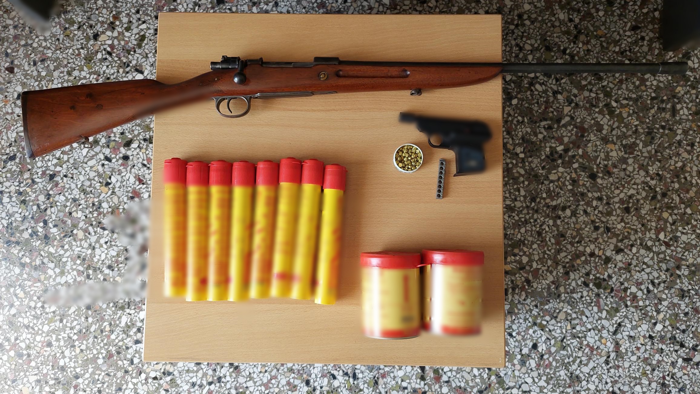 Βοιωτία: Συνελήφθη επιχειρηματίας για βεγγαλικά και όχι μόνο (ΦΩΤΟ)