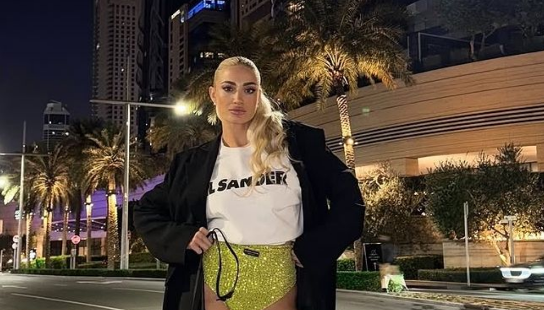 Ιωάννα Τούνη: Η οργισμένη απάντηση για τα τα «porta potty party»