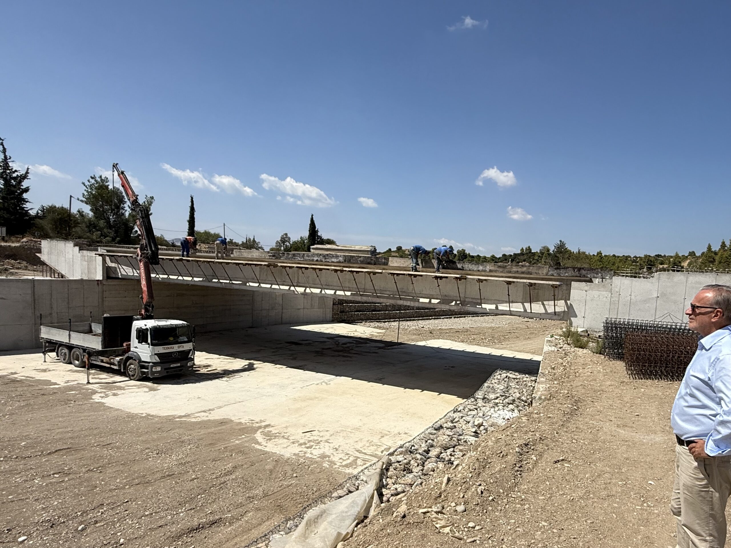 Ζεμπίλης: Μέχρι τέλος Οκτωβρίου παραδίδεται η νέα γέφυρα στον Πούρνο