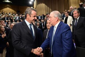 karamanlis-mitsotakis-1024x682