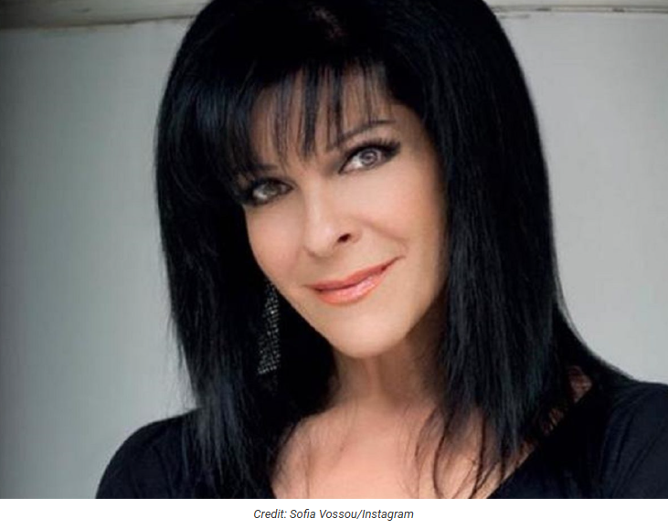 Σοφία Βόσσου: «Να κοιτάνε τον εαυτό τους στον καθρέφτη και να φτύνονται»