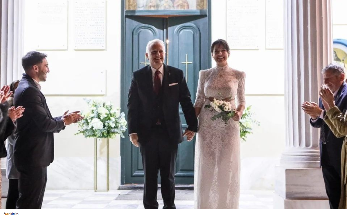 Γιάννης Ραγκούσης: Παντρεύτηκε σε στενό οικογενειακό κύκλο