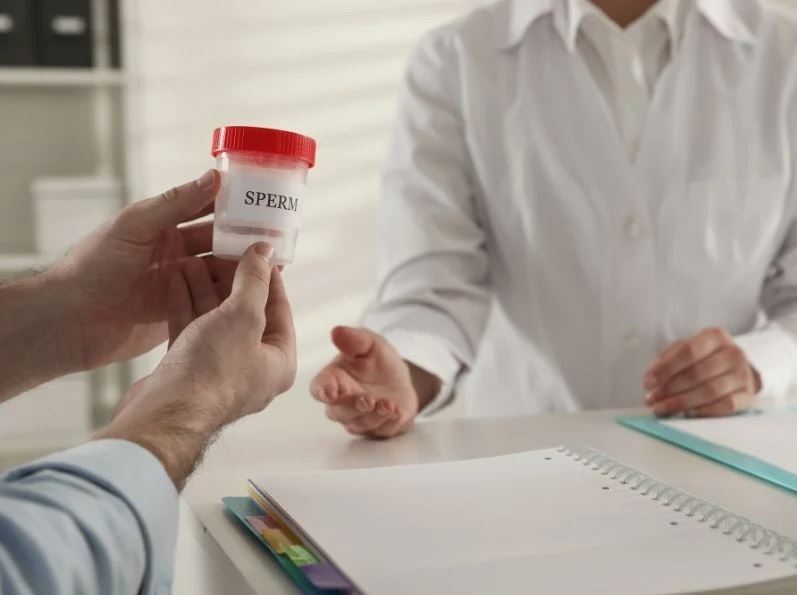 Σε 7 κλινικές στην Ελλάδα το σπέρμα του Δανού δότη με το «γονίδιο του καρκίνου»