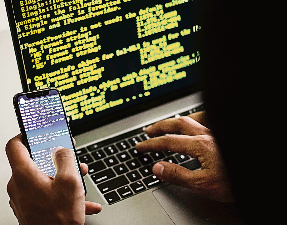 Τι αγορές έδειξε η κάρτα που στάλθηκε το μολυσμένο SMS στον Ανδρουλάκη