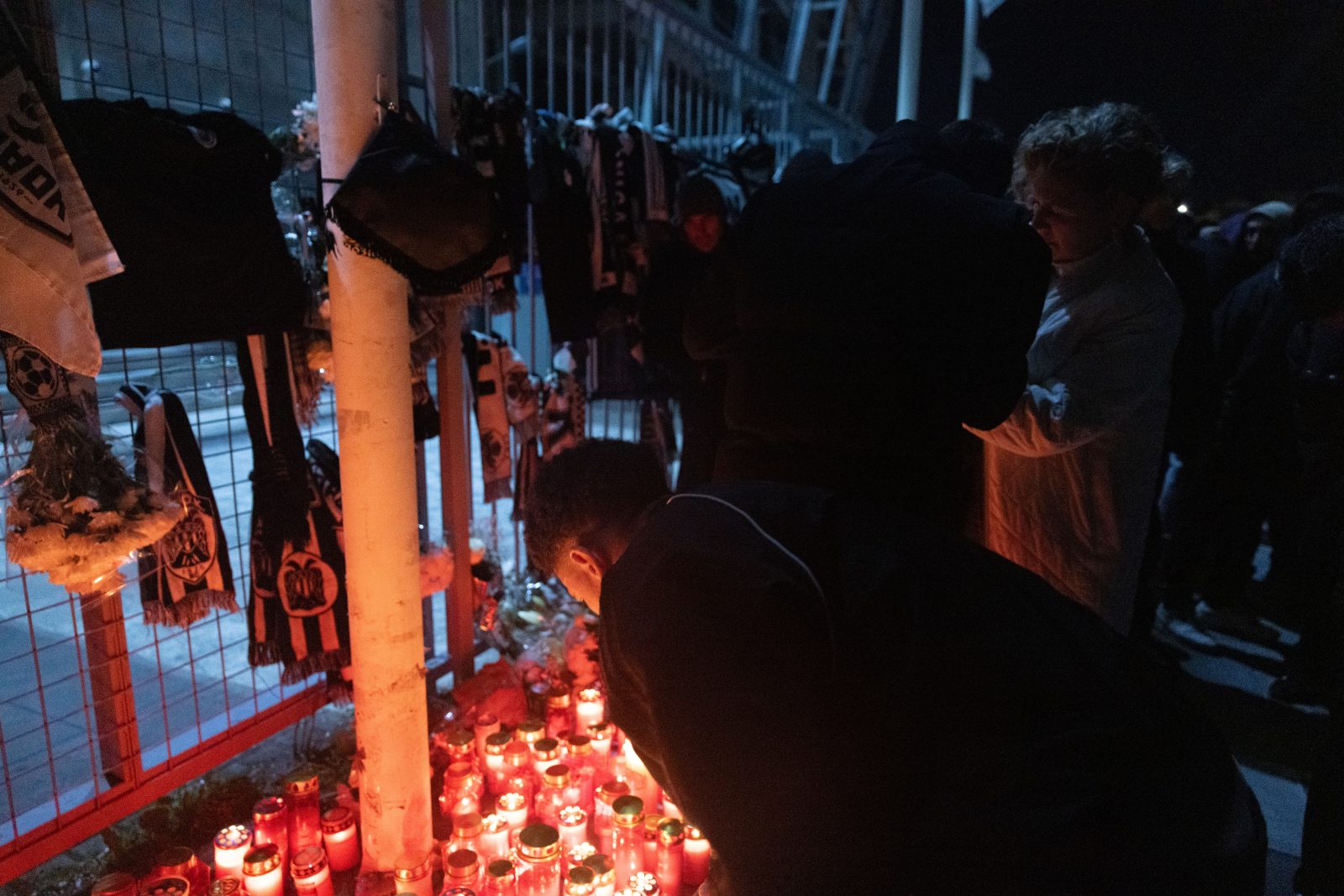 Θρήνος για τους επτά οπαδούς του ΠΑΟΚ