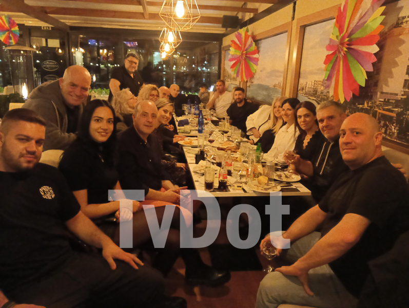 PR Media – Ελαστικά Ροκάκης: Έκοψαν τις Πρωτοχρονιάτικες πίτες τους