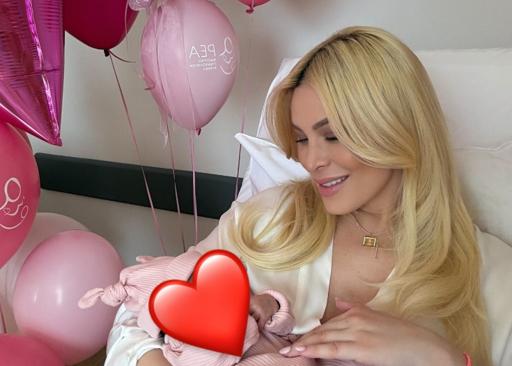 Κατερίνα Καινούργιου: «Είμαι άυπνη αλλά ευτυχισμένη»