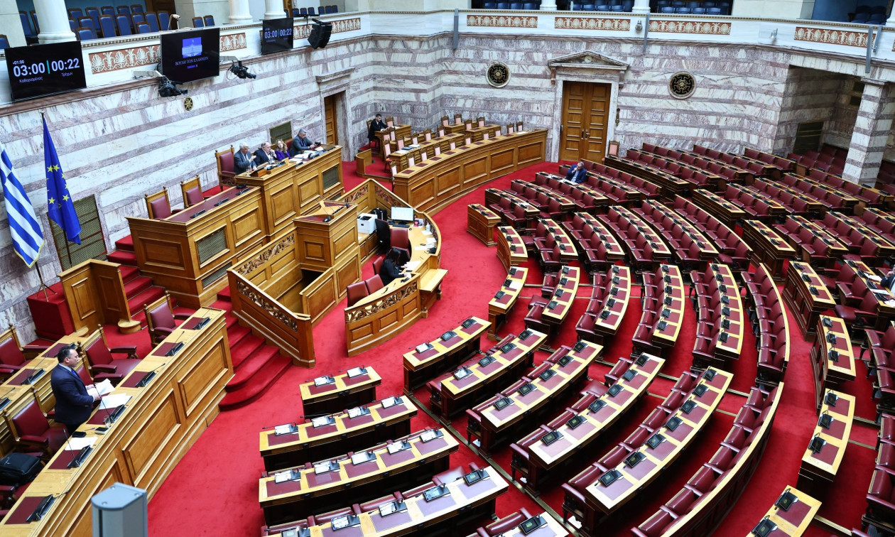 Τρεις παραιτήσεις ante portas και ανασχηματισμός λόγω ΟΠΕΚΕΠΕ