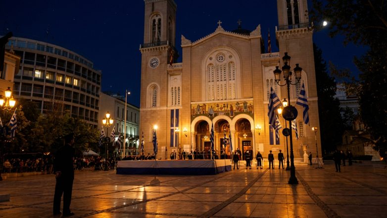 Με κατάνυξη εορτάστηκε η Ανάσταση του Κυρίου