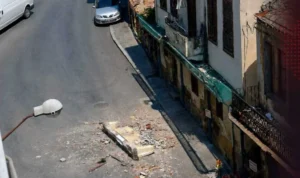 balkoni-galikis-dimokratias-1132x670-1-1140x675
