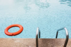 swimming-pool